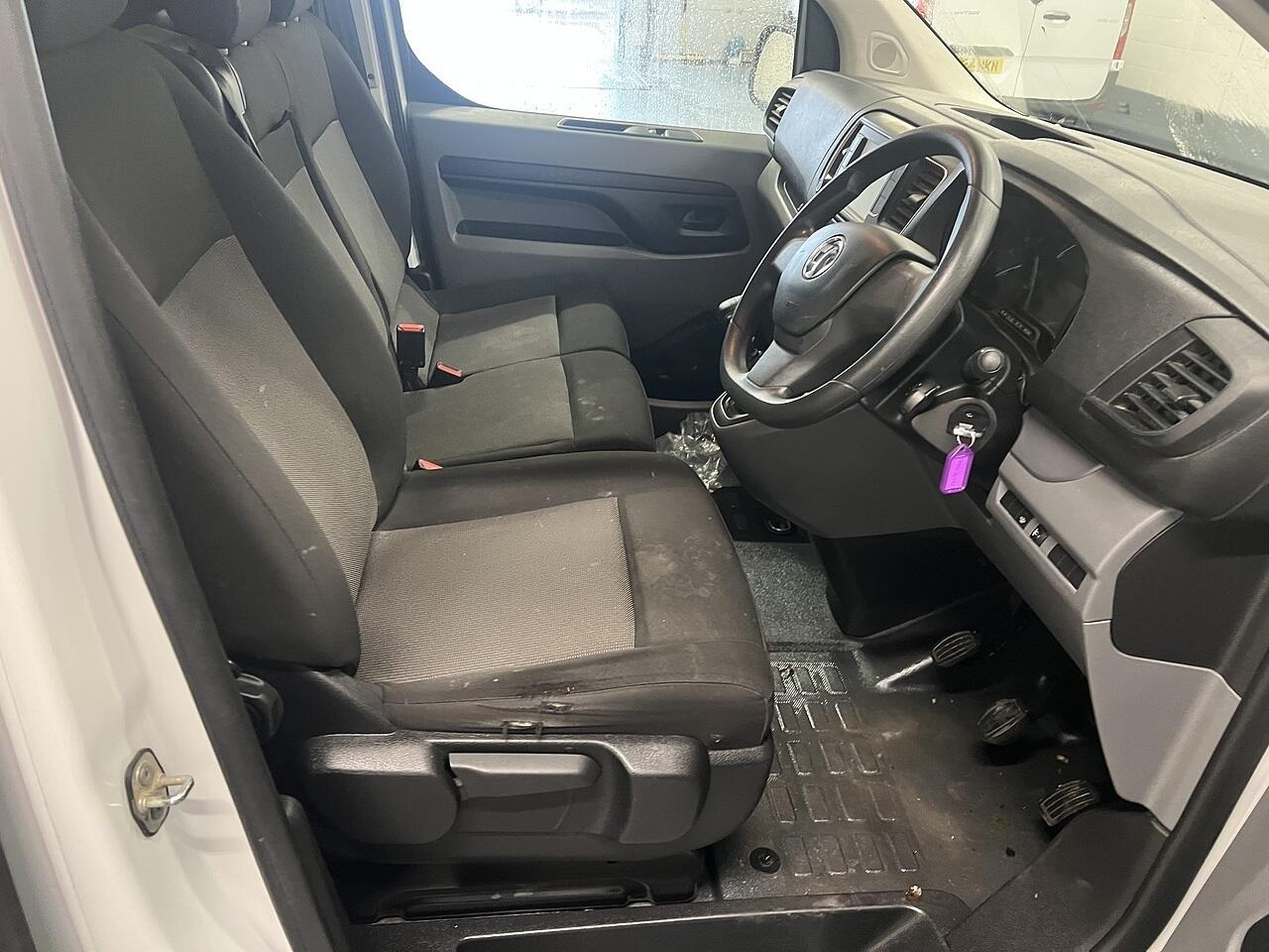 Used Vauxhall Vivaro 2022 for sale - 76826683: Photo 8