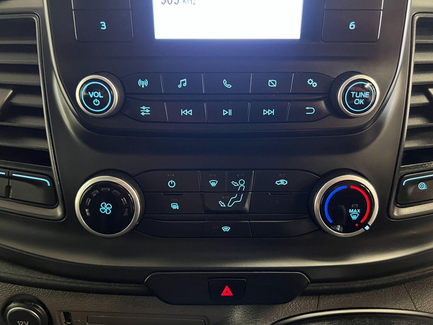 Used Ford Transit 2020 for sale - 76868904: Photo 30