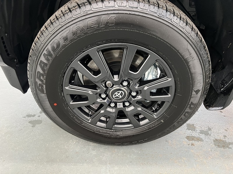 Used Toyota Land Cruiser 2025 for sale - 77023993: Photo 37