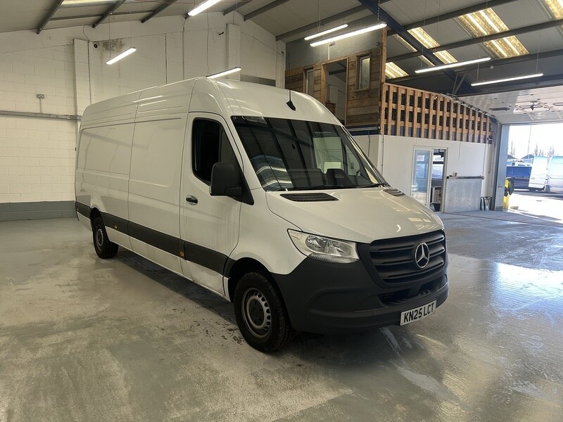 Used Mercedes-Benz Sprinter 2025 for sale - 77568377: Photo 4