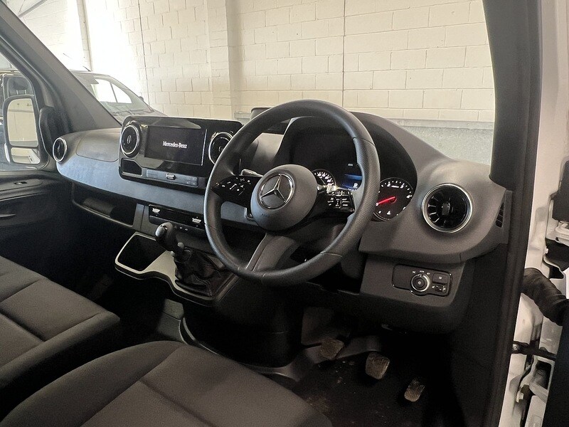 Used Mercedes-Benz Sprinter 2025 for sale - 77568377: Photo 6