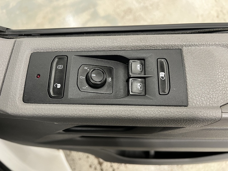 Used Volkswagen Transporter 2022 for sale - 77622041: Photo 12