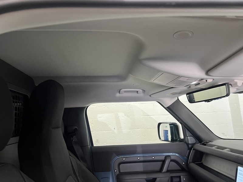 Used Land Rover Defender 2021 for sale - 77196481: Photo 14