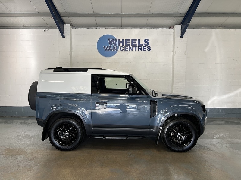 Used Land Rover Defender 2021 for sale - 77196481: Photo 6