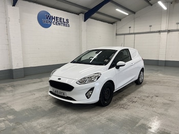 Used Ford Fiesta 2019 for sale - 77920920: Photo