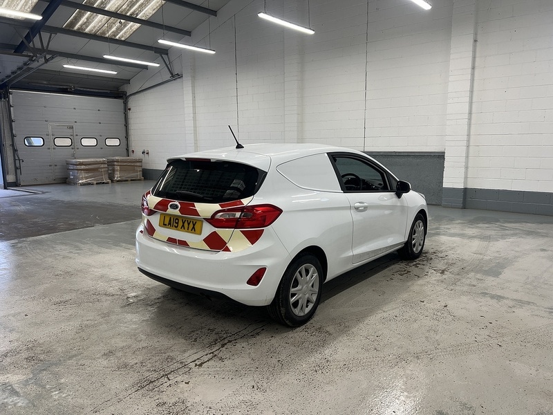 Used Ford Fiesta 2019 for sale - 77920920: Photo 3