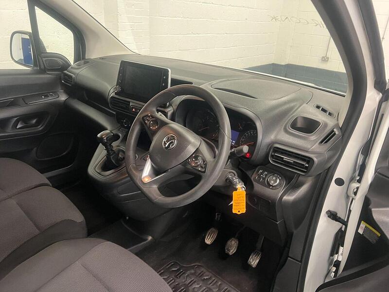 Used Vauxhall Combo 2022 for sale - 76904218: Photo 13
