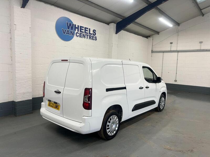 Used Vauxhall Combo 2022 for sale - 76904218: Photo 8