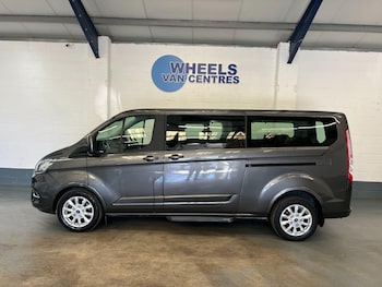 Used Ford Tourneo Custom 2022 for sale - 76172285: Photo 2