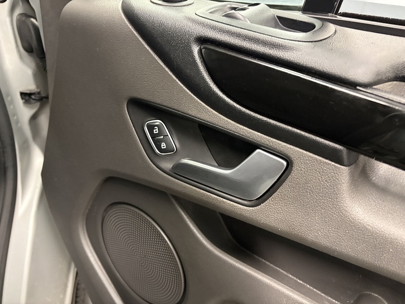 Used Ford Transit Custom 2022 for sale - 76904359: Photo 12