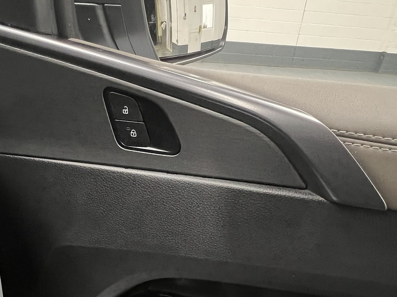 Used Volkswagen Amarok 2024 for sale - 76982532: Photo 12