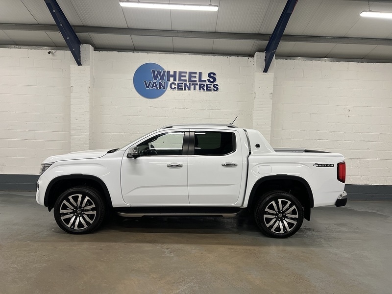 Used Volkswagen Amarok 2024 for sale - 76982532: Photo 2