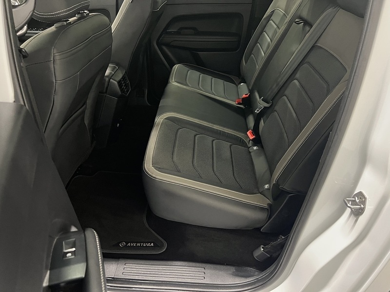 Used Volkswagen Amarok 2024 for sale - 76982532: Photo 35