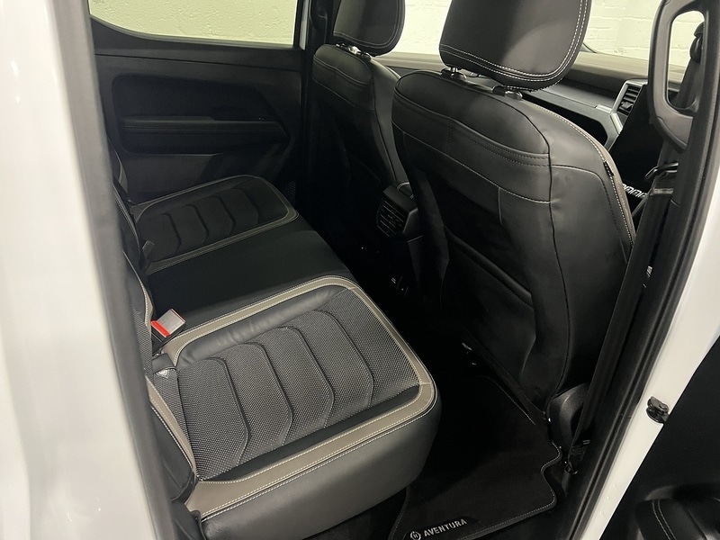 Used Volkswagen Amarok 2024 for sale - 76982532: Photo 36