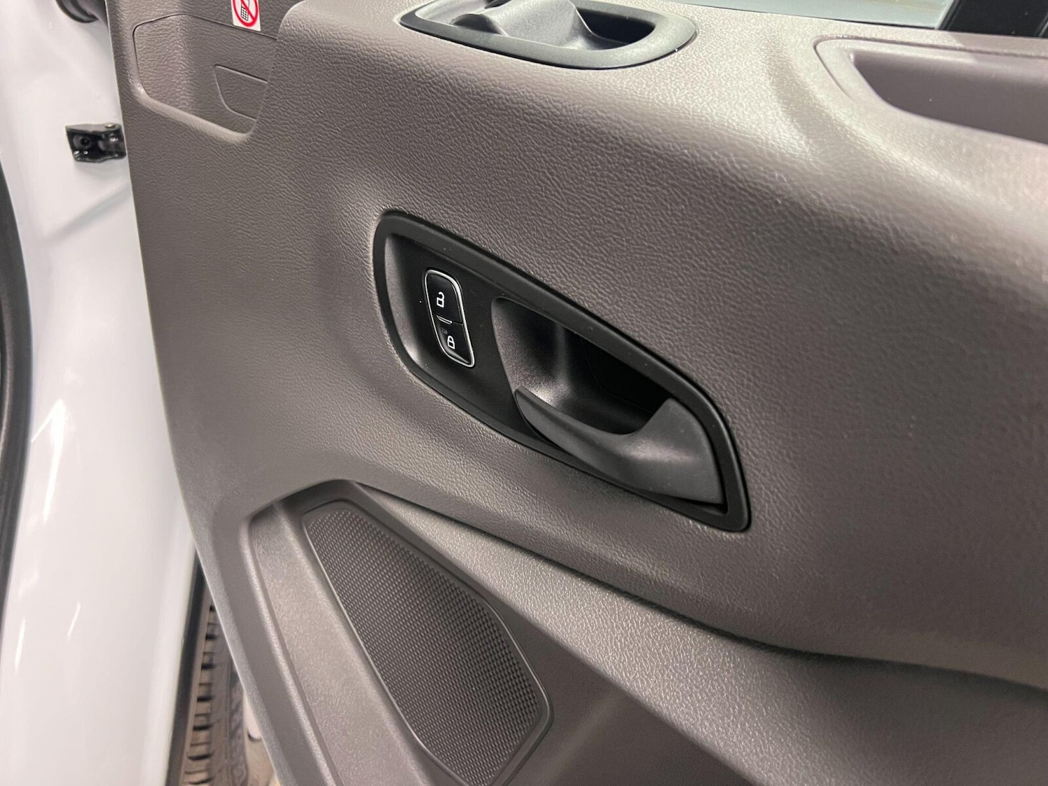 Used Ford Transit 2024 for sale - 76871290: Photo 30