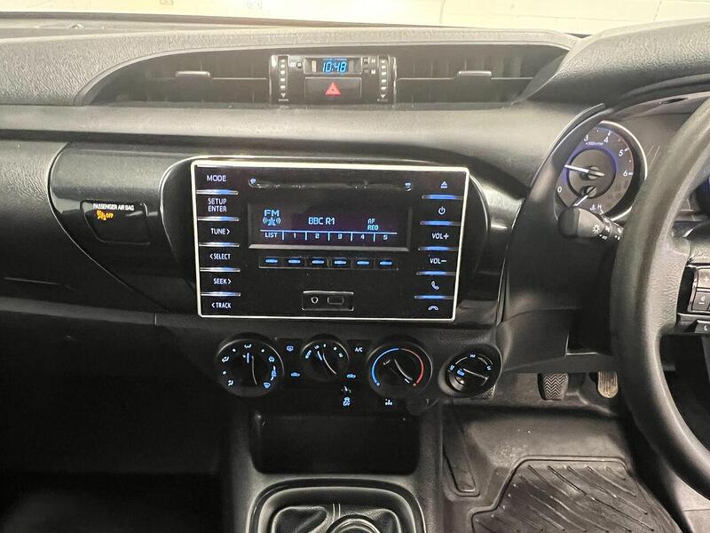 Used Toyota Hilux 2020 for sale - 76904107: Photo 23