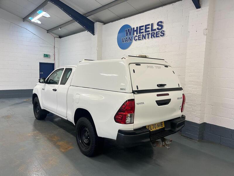 Used Toyota Hilux 2020 for sale - 76904107: Photo 5