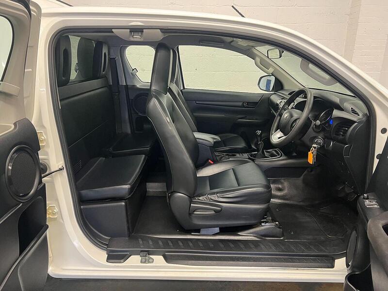 Used Toyota Hilux 2020 for sale - 76904107: Photo 9