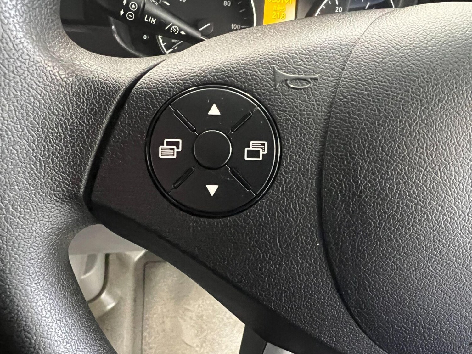 Used Mercedes-Benz Sprinter 2018 for sale - 76871384: Photo 13