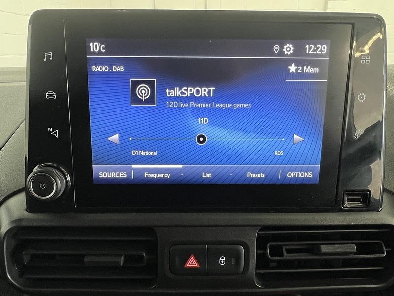 Used Toyota ProAce 2022 for sale - 76904362: Photo 23