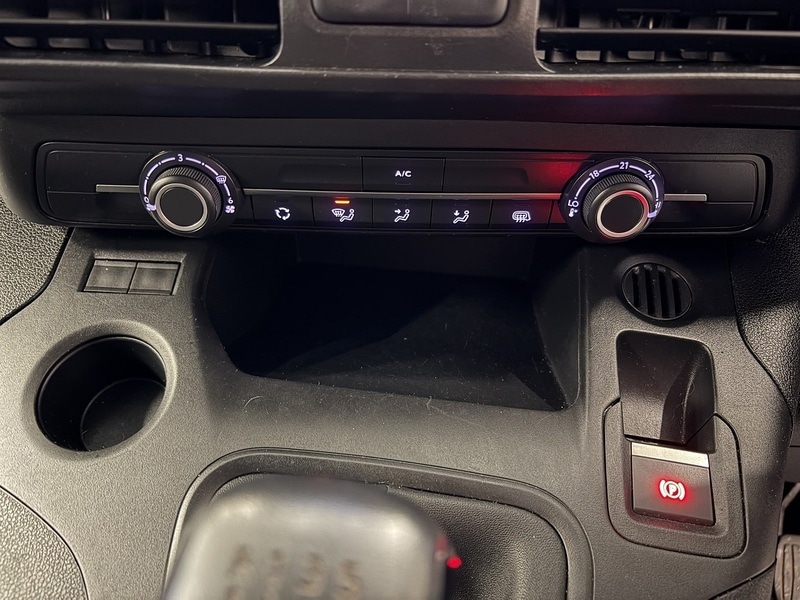 Used Toyota ProAce 2022 for sale - 76904362: Photo 9