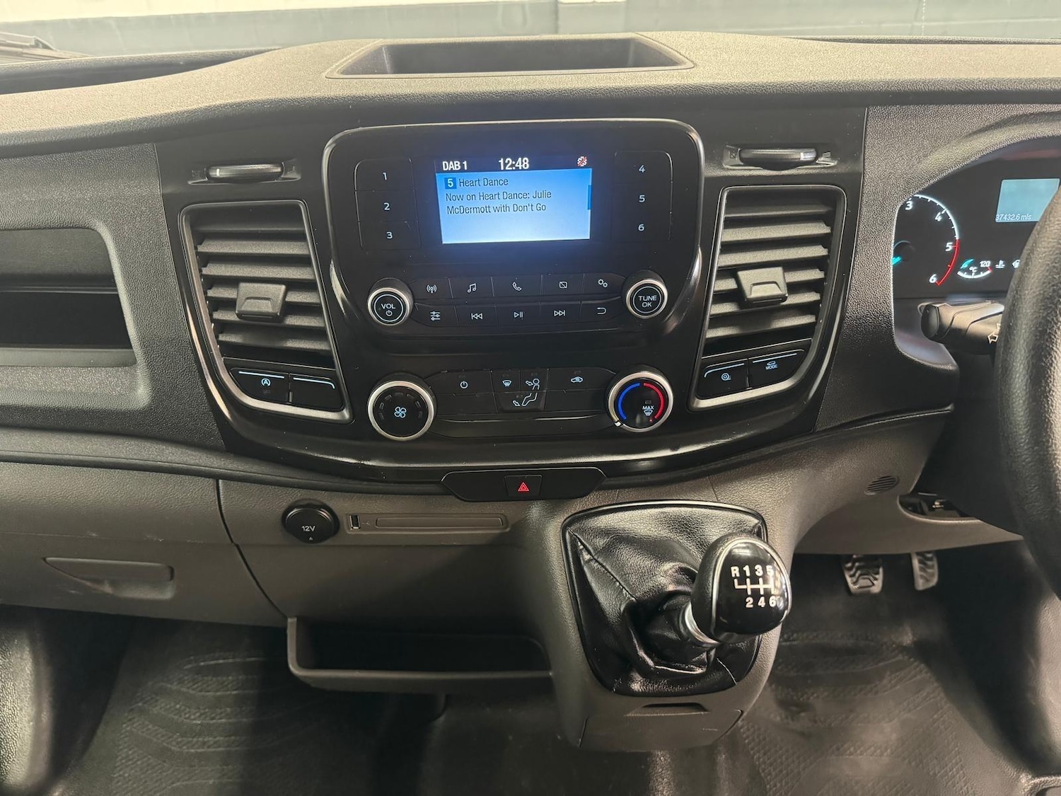 Used Ford Transit 2022 for sale - 76869400: Photo 30