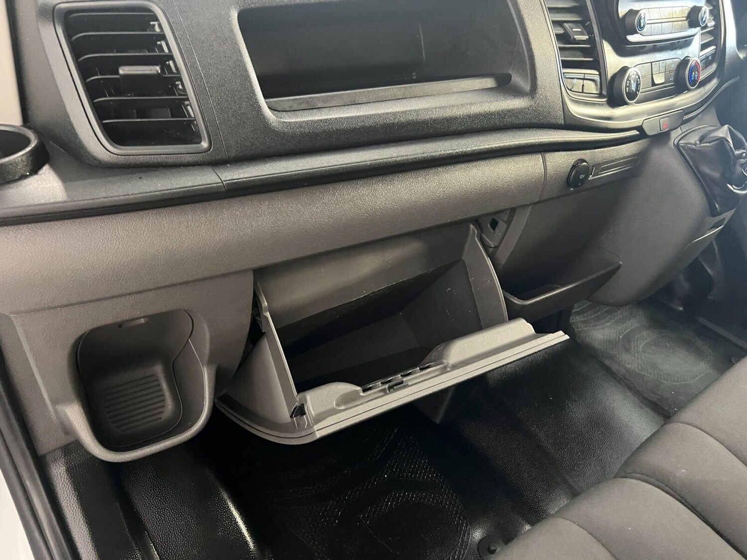 Used Ford Transit 2024 for sale - 76140399: Photo 33