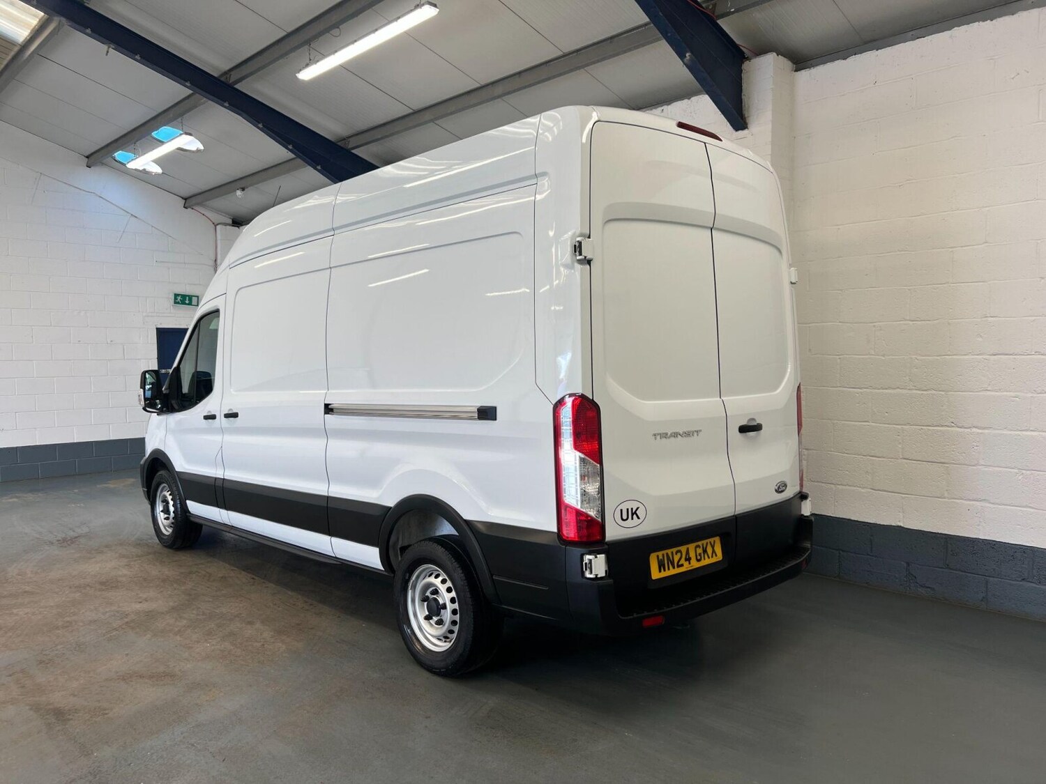 Used Ford Transit 2024 for sale - 76140399: Photo 5