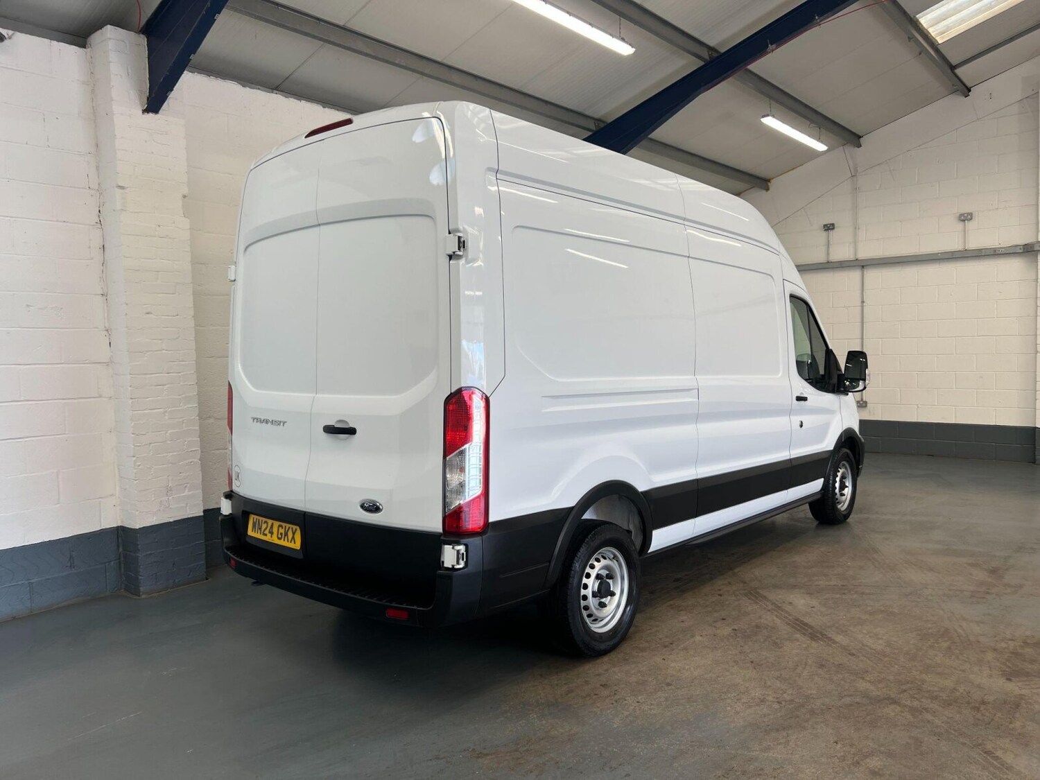 Used Ford Transit 2024 for sale - 76140399: Photo 8