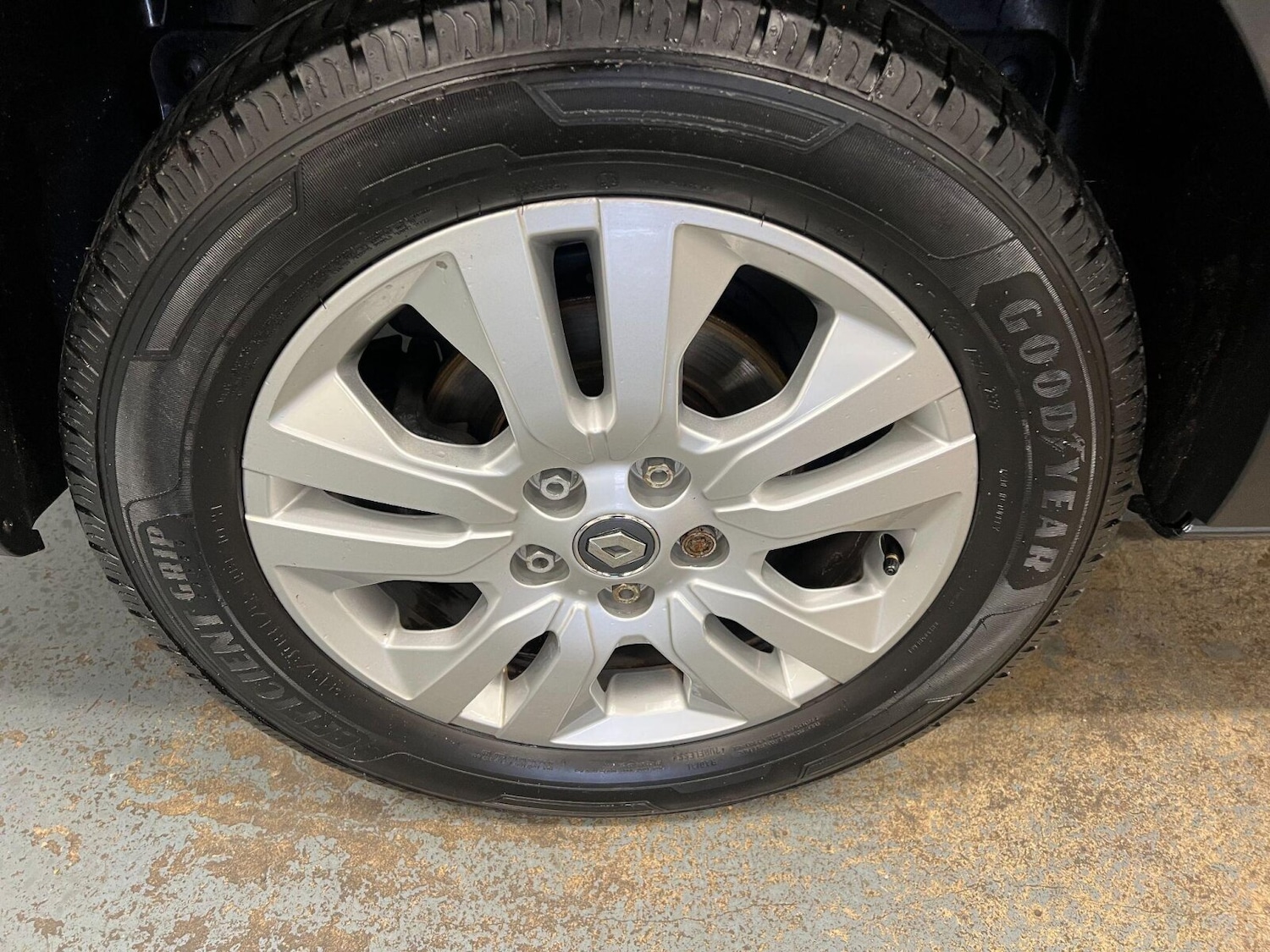 Used Renault Trafic 2023 for sale - 76871650: Photo 19