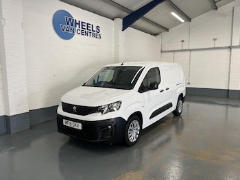 Used Peugeot Partner 2019 for sale - 76773437: Photo