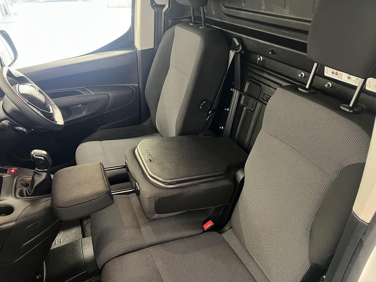 Used Peugeot Partner 2019 for sale - 76773437: Photo 26