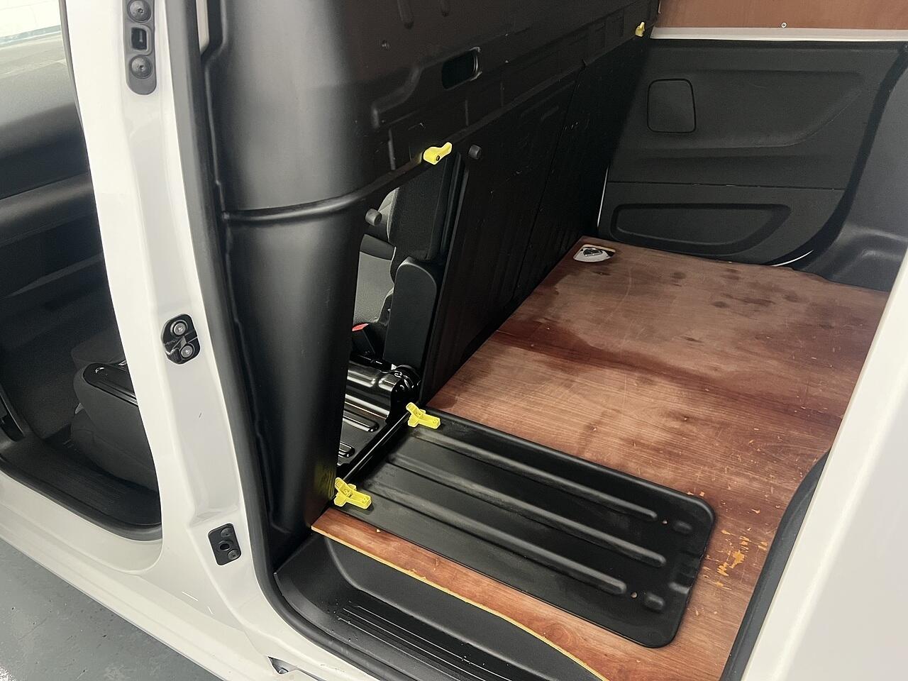 Used Peugeot Partner 2019 for sale - 76773437: Photo 28