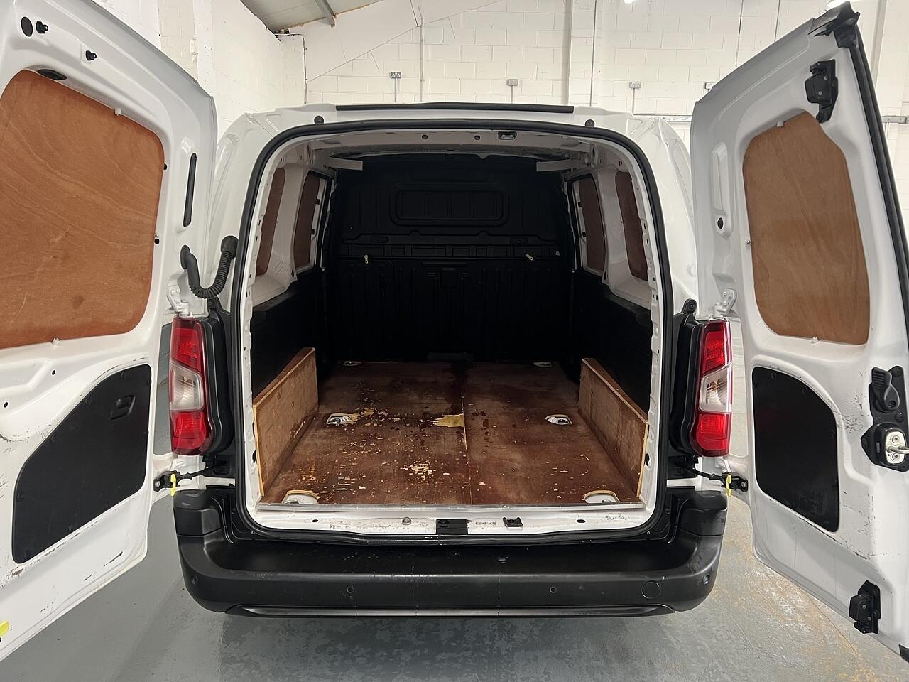 Used Peugeot Partner 2019 for sale - 76773437: Photo 30