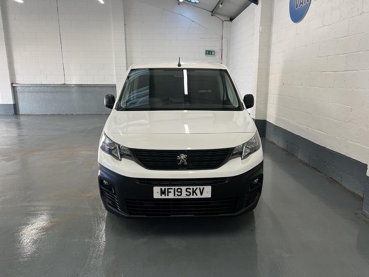 Used Peugeot Partner 2019 for sale - 76773437: Photo 8