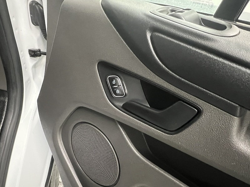 Used Ford Transit Custom 2023 for sale - 77213066: Photo 13