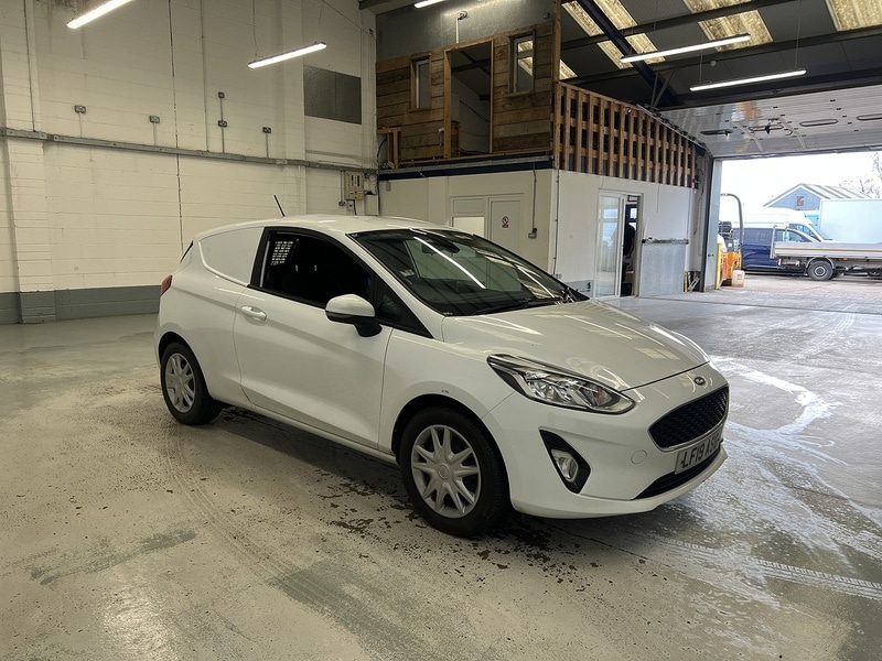 Used Ford Fiesta 2019 for sale - 77905985: Photo 4