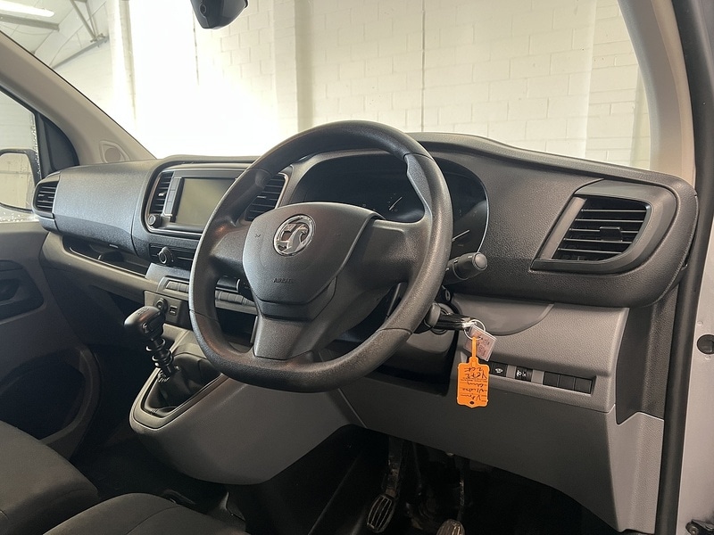 Used Vauxhall Vivaro 2022 for sale - 77356877: Photo 6