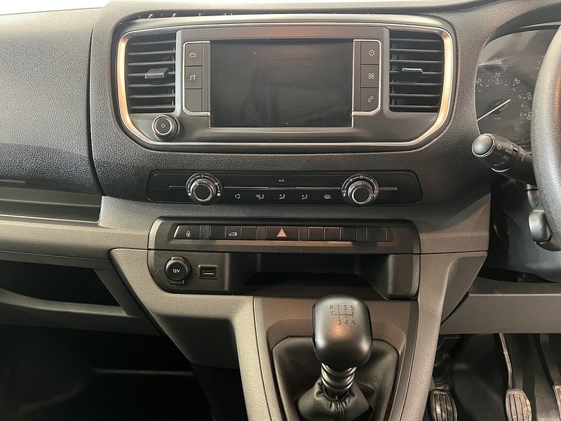 Used Vauxhall Vivaro 2022 for sale - 77356877: Photo 8