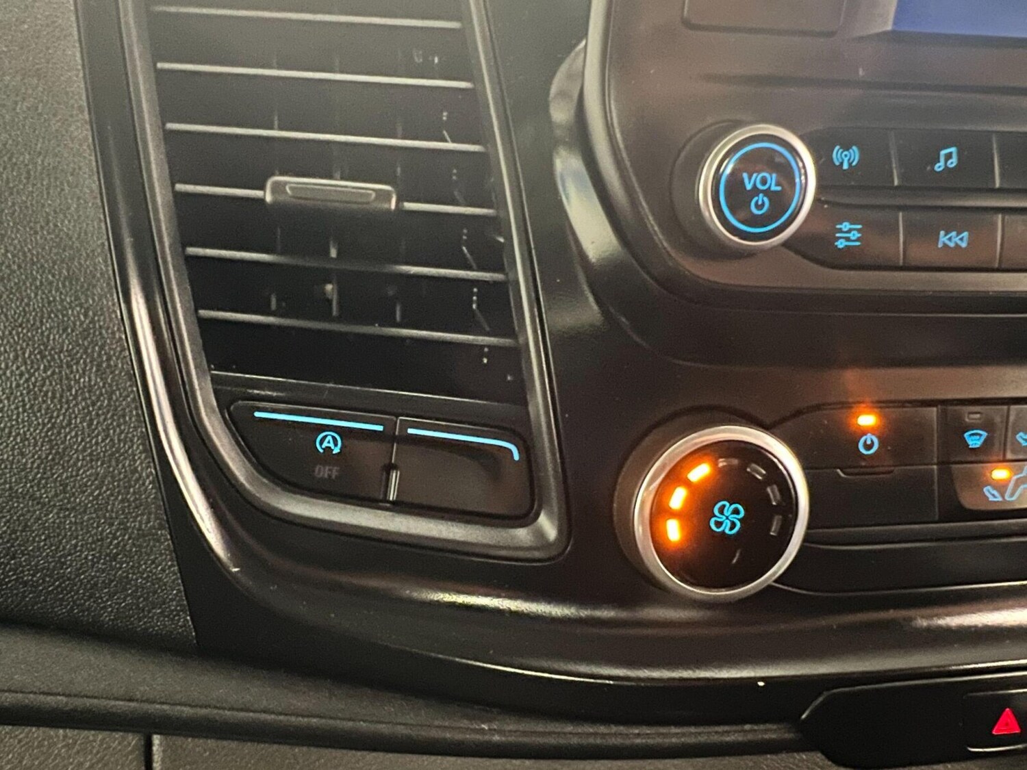 Used Ford Transit 2022 for sale - 76871588: Photo 20