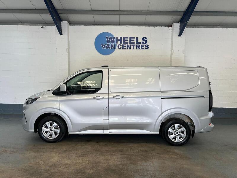 Used Ford Transit Custom 2024 for sale - 76903980: Photo 2