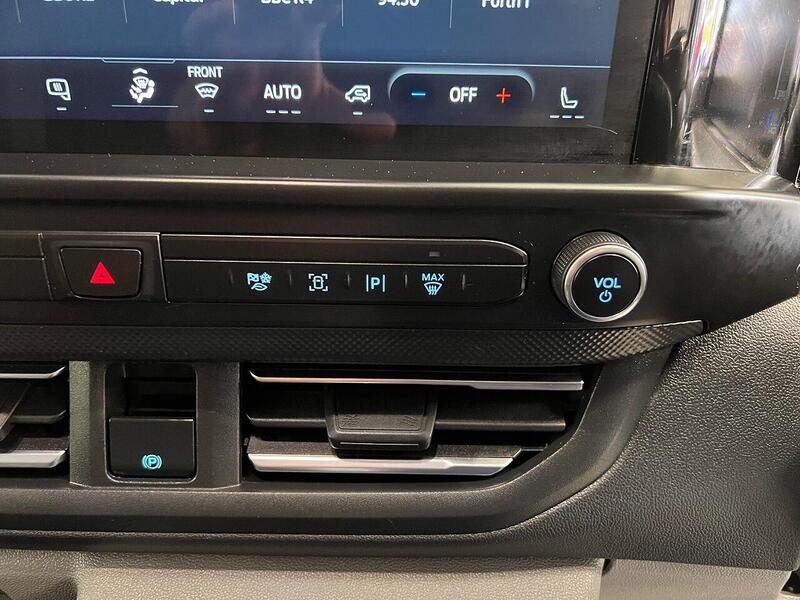 Used Ford Transit Custom 2024 for sale - 76903980: Photo 28