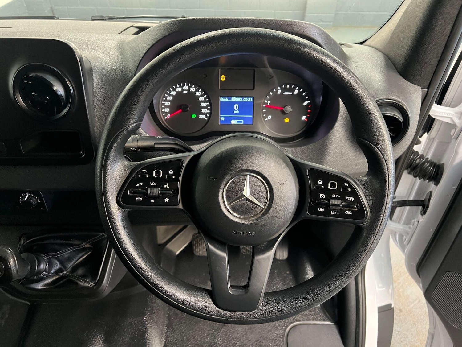 Used Mercedes-Benz Sprinter 2023 for sale - 76375555: Photo 17