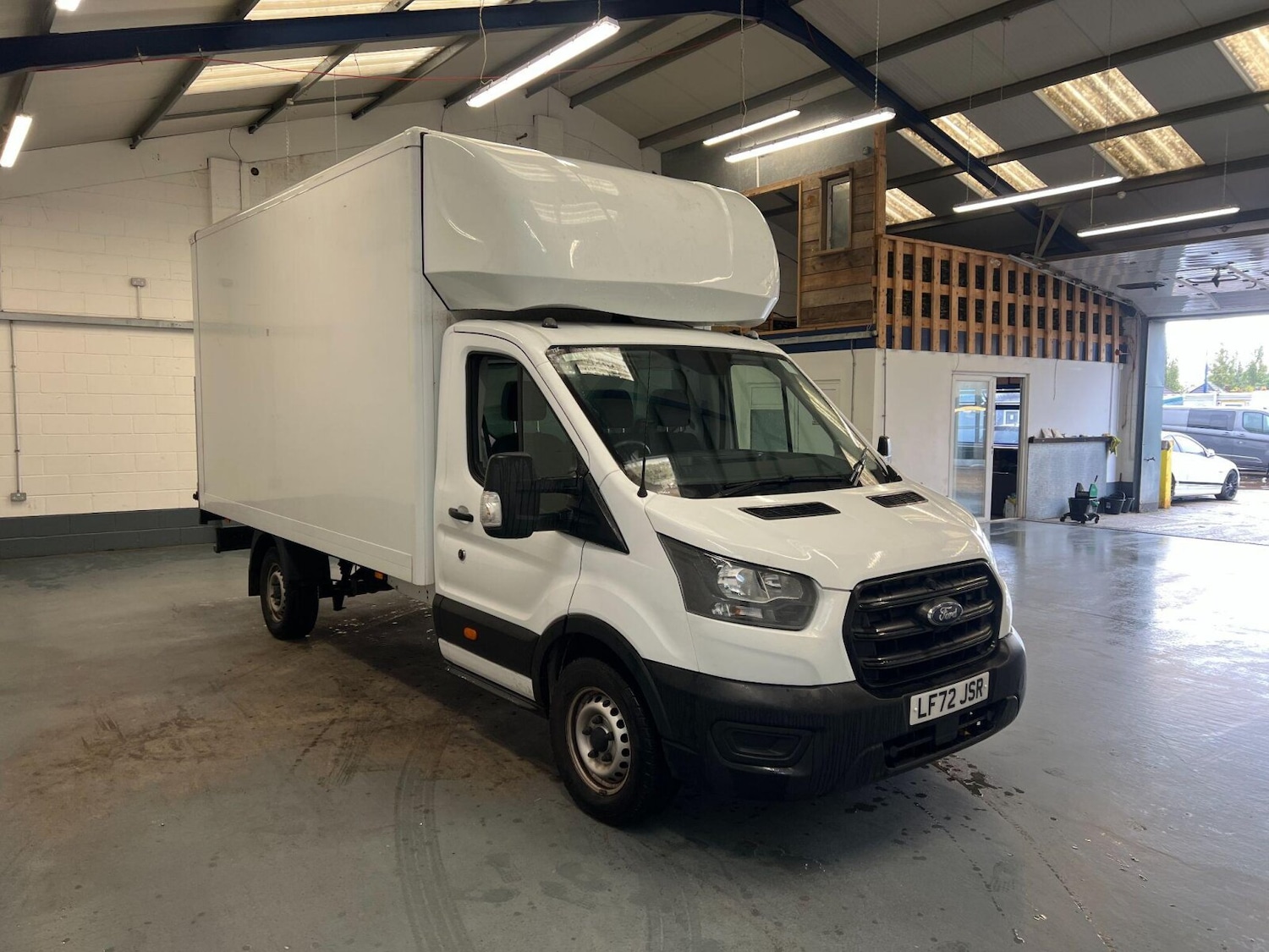 Used Ford Transit 2023 for sale - 76328232: Photo 4