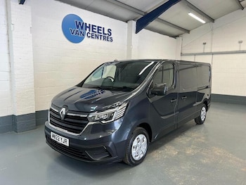 Renault Trafic feature image