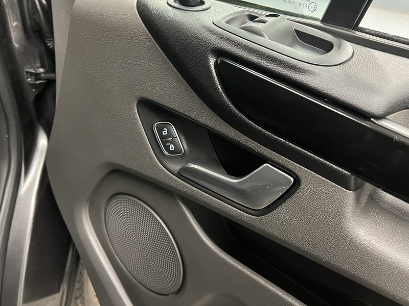 Used Ford Transit Custom 2022 for sale - 77236860: Photo 13