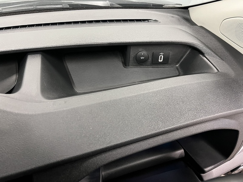 Used Ford Transit Custom 2022 for sale - 77236860: Photo 32