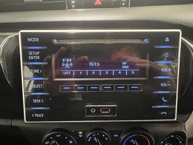 Used Toyota Hilux 2018 for sale - 77668076: Photo 21