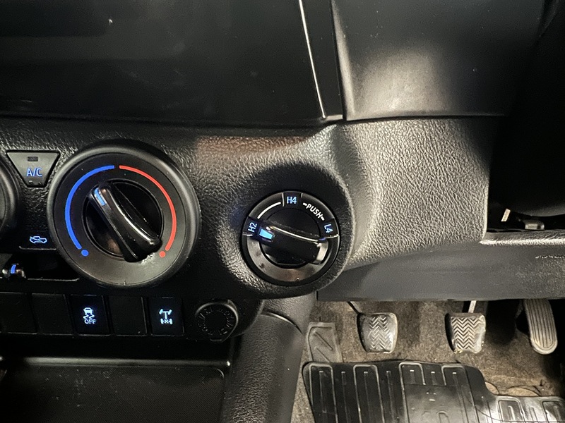 Used Toyota Hilux 2018 for sale - 77668076: Photo 22