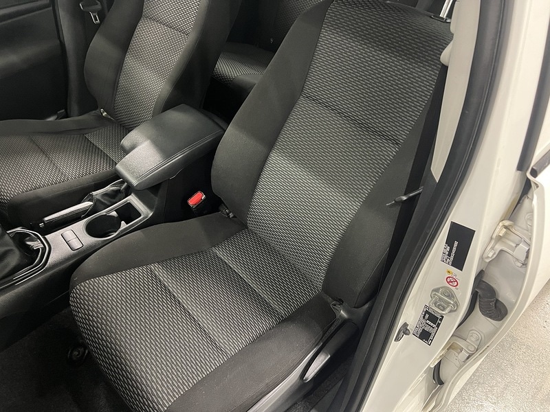 Used Toyota Hilux 2018 for sale - 77668076: Photo 29